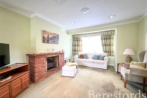 24 Franmil Road, Hornchurch, RM12 4TR