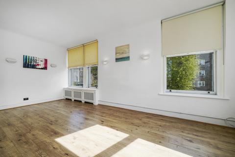 2 bedroom flat to rent, Queens Grove, St John's Wood, London