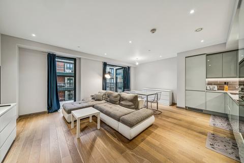 2 bedroom flat to rent, Dray House, 8 Bellwether Lane, London