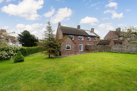 3 bedroom end of terrace house for sale, The Orchards, Elham, CT4