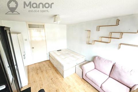 1 bedroom flat to rent, Parkhurst Road, London