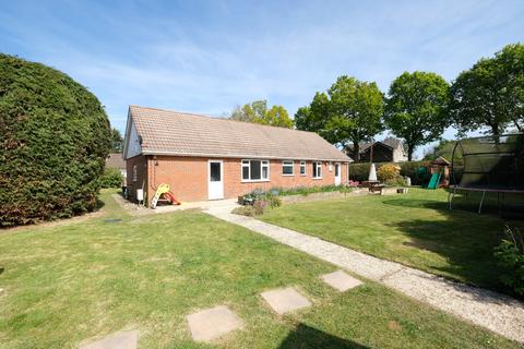 3 bedroom detached bungalow for sale, Tavells Close, Marchwood SO40