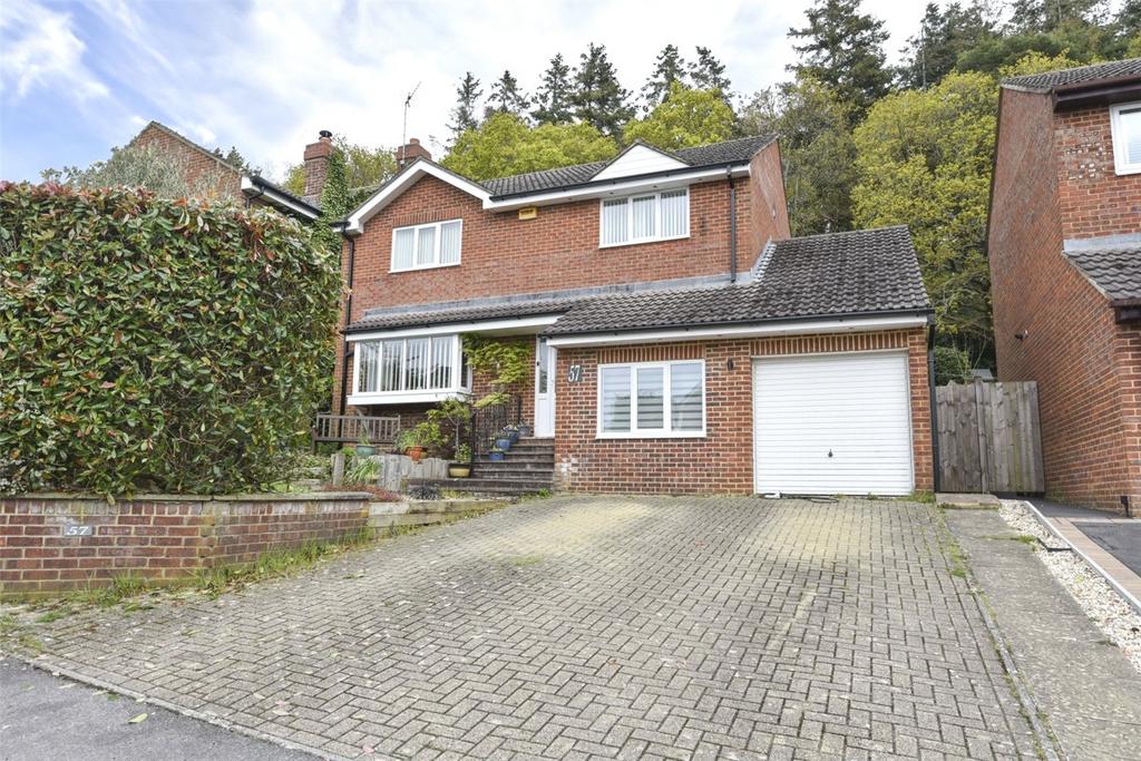 Bridle Way, Colehill, Wimborne... 5 bed detached house for sale £595,000