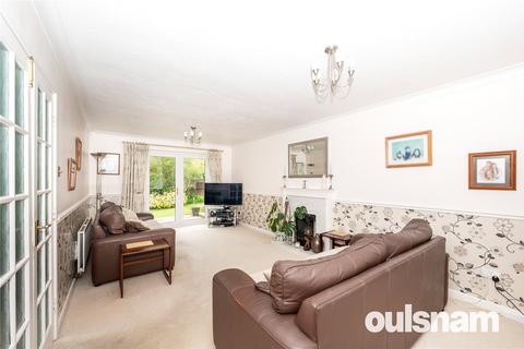 4 bedroom detached house for sale, Brookfield Close, Hunt End, Redditch, Worcestershire, B97