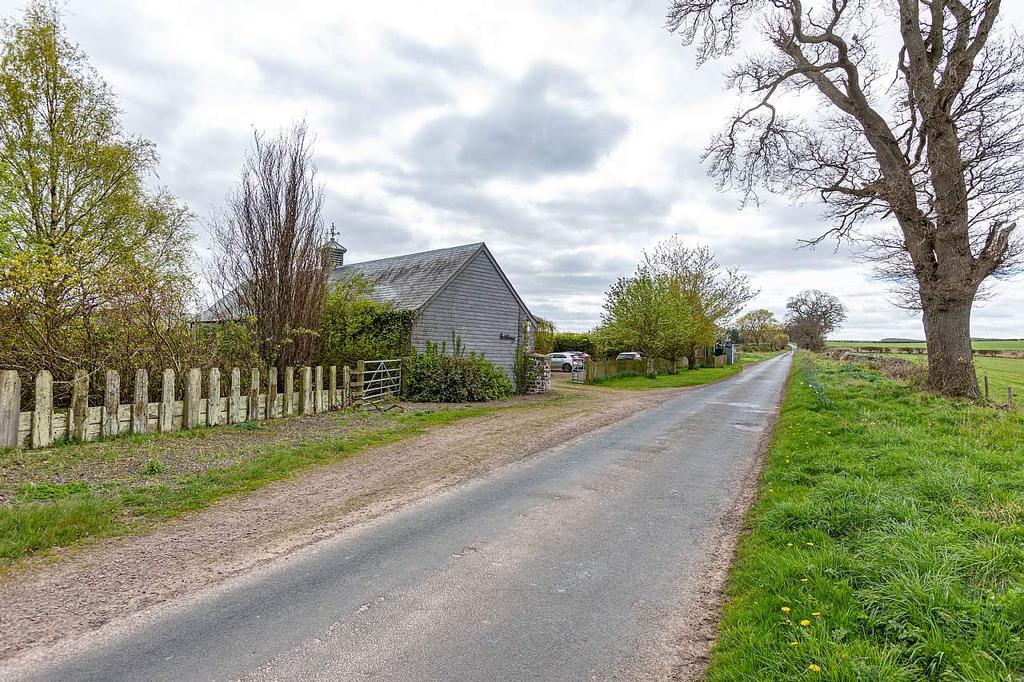 The Whinney, Cessford Road, Nr Morebattle, Kelso TD5 8EF 4 bed detached