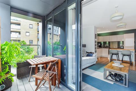 Flat 13, 14 Collendale Road, London, E17 6TB