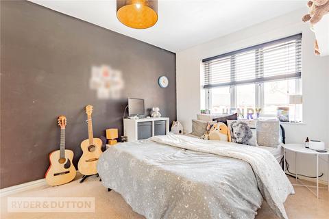 18 Acorn Street, Lees, Oldham, OL4 3LX
