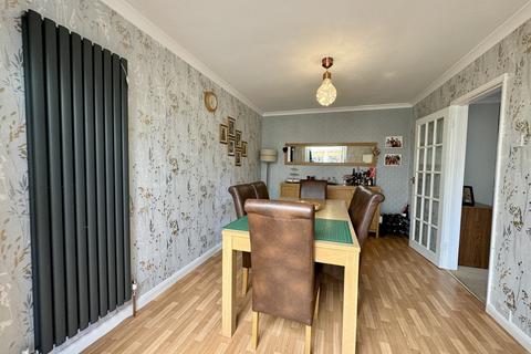5 bedroom semi-detached house for sale, Arundel Close, Hailsham, East Sussex, BN27