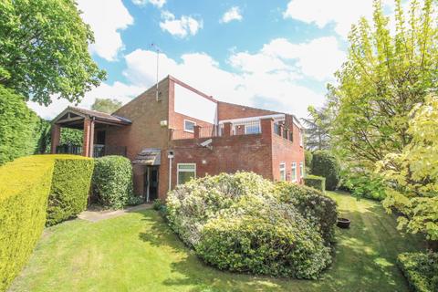 3 bedroom detached house for sale, Chestnut Hill, Linslade, LU7 2TR