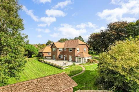 4 bedroom detached house for sale, Stone Street, Westenhanger, Hythe, CT21