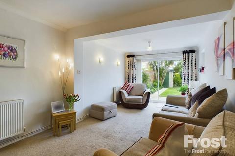 42 Brightside Avenue, Staines-upon-thames, TW18 1NG