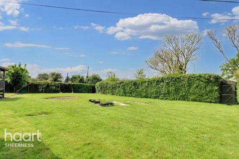 3 bedroom detached bungalow for sale, First Avenue, Eastchurch