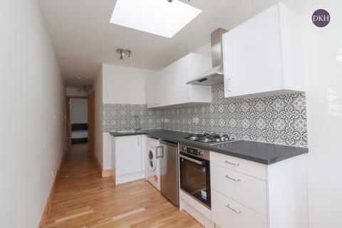 1 bedroom apartment to rent, Watford WD18