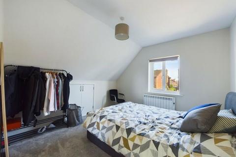 Flat 5, The Dun Horse Brighton Road, Mannings Heath, Horsham, RH13 6HZ