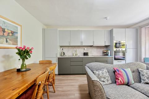 2 bedroom flat for sale, Mingarry Street, Flat B2, North Kelvinside, Glasgow, G20 8NP