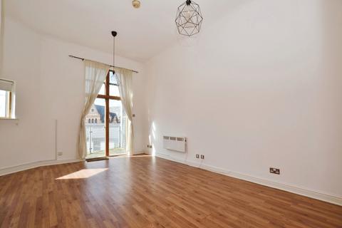 2 bedroom flat for sale, Bridgewater Bank, 84 Great Bridgewater Street, Southern Gateway, Manchester, M1