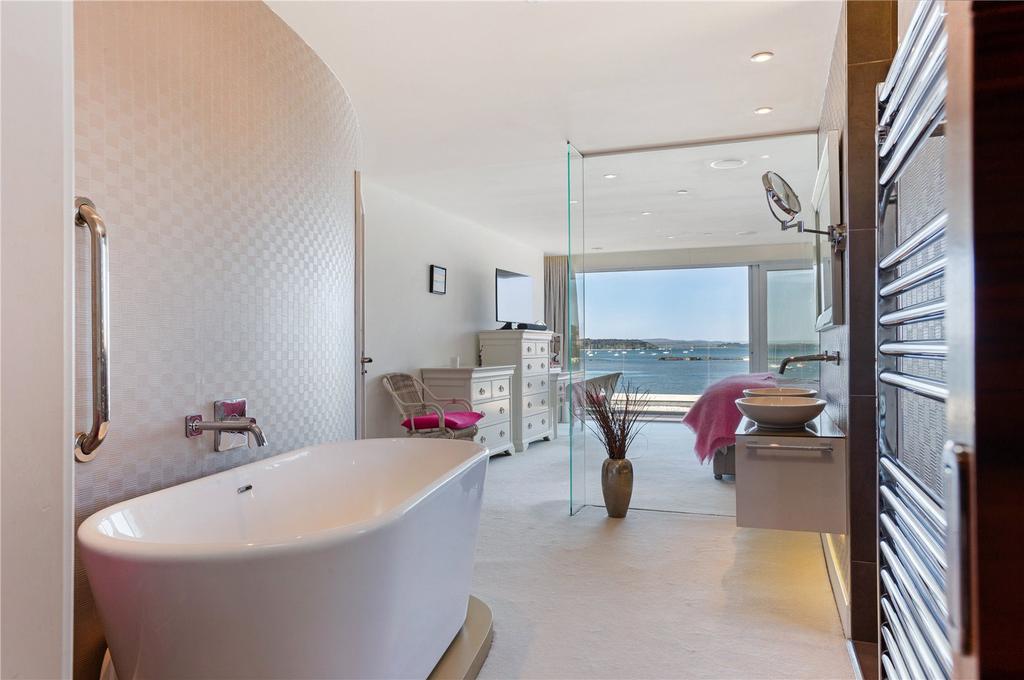 Bedroom One En Suite