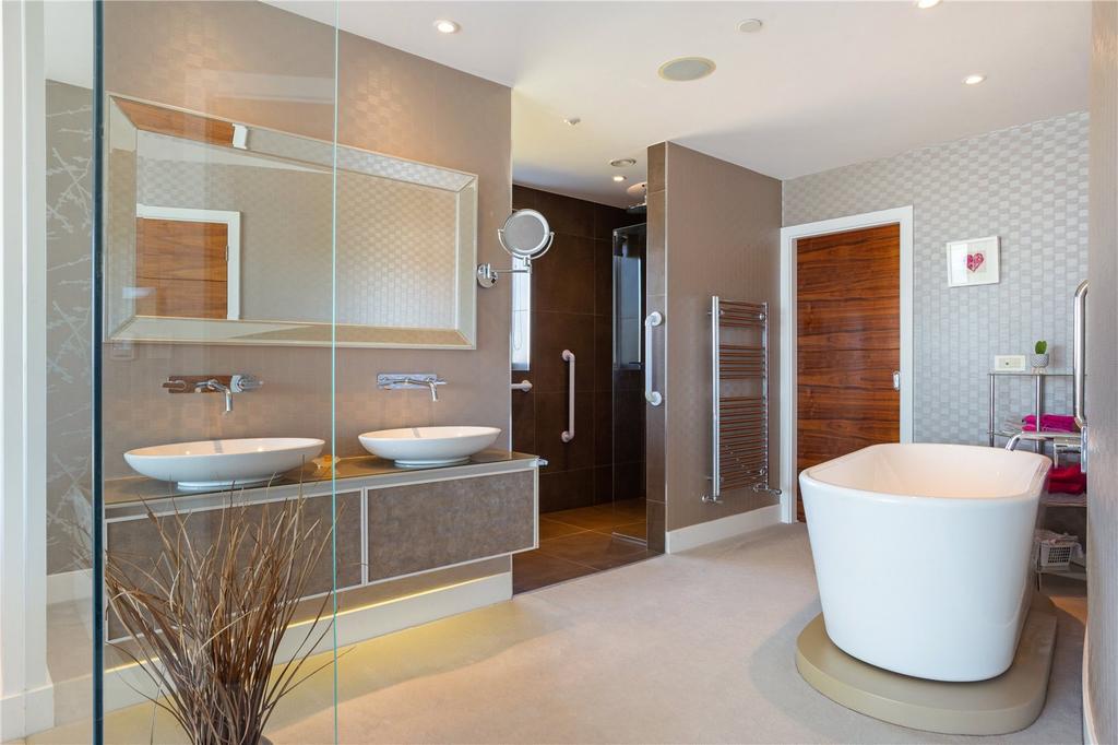 Bedroom One En Suite