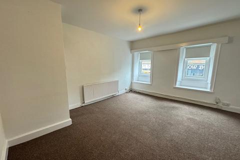 3 bedroom maisonette to rent, Whitley Road, Whitley Bay