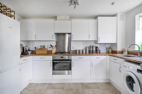 2 bedroom flat for sale, Moggridge Walk,  Witney,  OX29