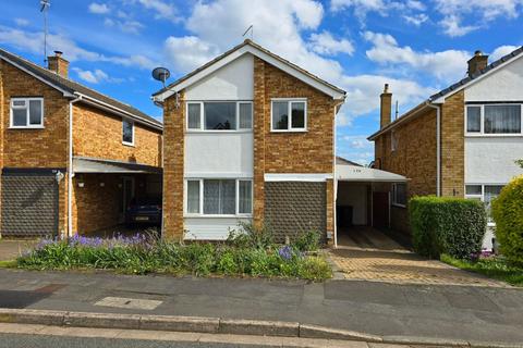 4 bedroom detached house for sale, Bridgewater Drive, Abington Vale, Northampton NN3 3BB