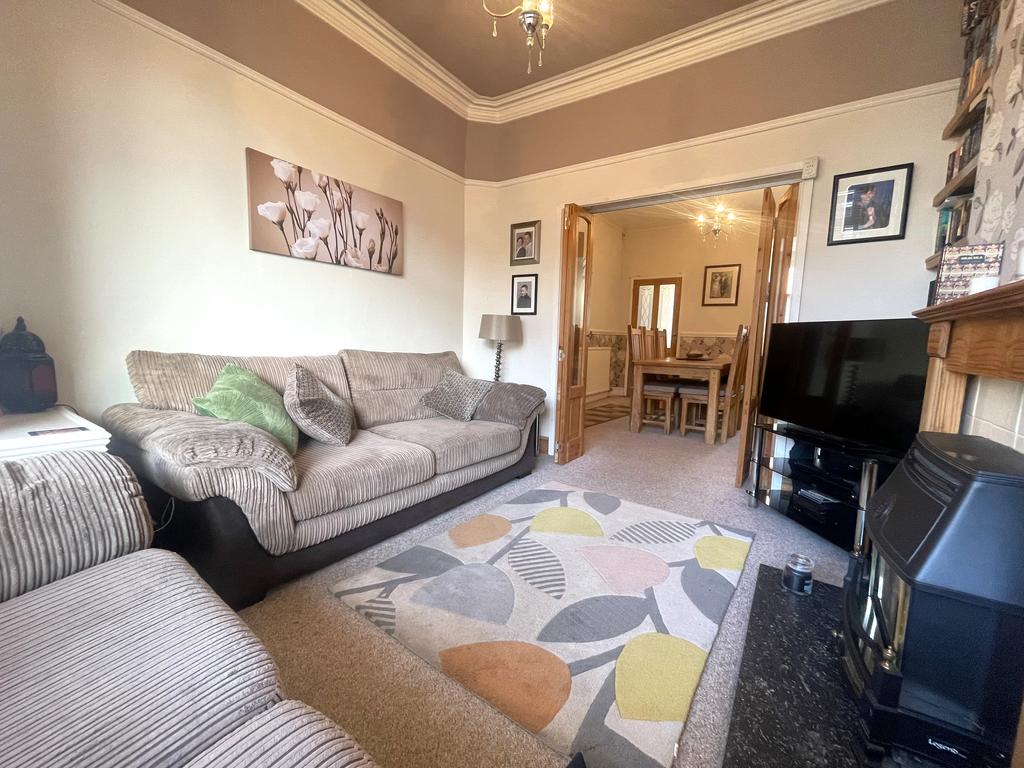 Stockport Road East, Bredbury, Stockport 3 bed terraced house for sale