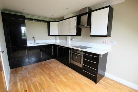 2 bedroom flat for sale, Moat Road, East Grinstead RH19