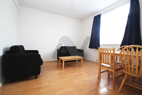 3 bedroom maisonette to rent, Green Lanes, London N16