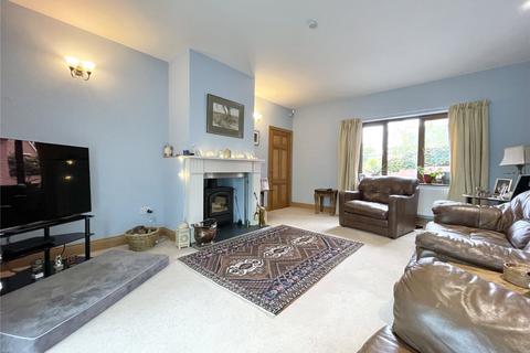 4 bedroom bungalow for sale, Poplar Drive, Leighton, Welshpool, Powys, SY21
