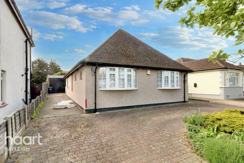 3 bedroom detached bungalow for sale, Briarwood Drive, Leigh-on-Sea
