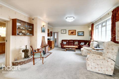 3 bedroom detached bungalow for sale, Briarwood Drive, Leigh-on-Sea