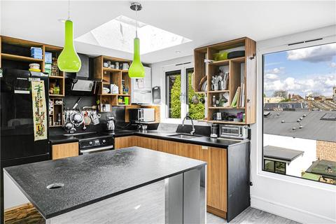 3 bedroom maisonette for sale, Netheravon Road, London, W4