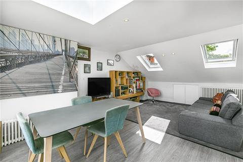 3 bedroom maisonette for sale, Netheravon Road, London, W4