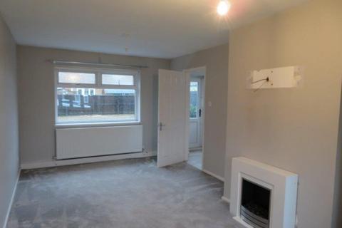 3 bedroom terraced house to rent, Dame Flora Robson Avenue, South Shields