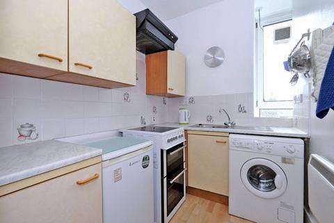2 bedroom flat for sale, 12F Raeburn Place, Rosemount, Aberdeen, AB25 1PS