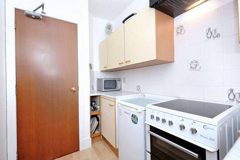 2 bedroom flat for sale, 12F Raeburn Place, Rosemount, Aberdeen, AB25 1PS