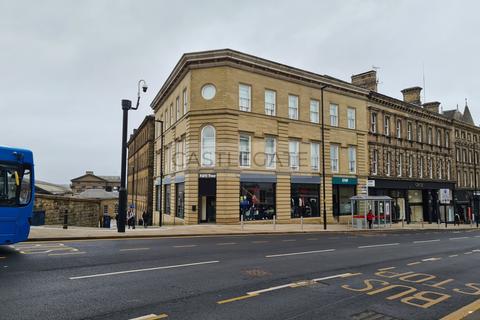 Studio to rent, Westgate Apartments, Huddersfield, HD1 1AB