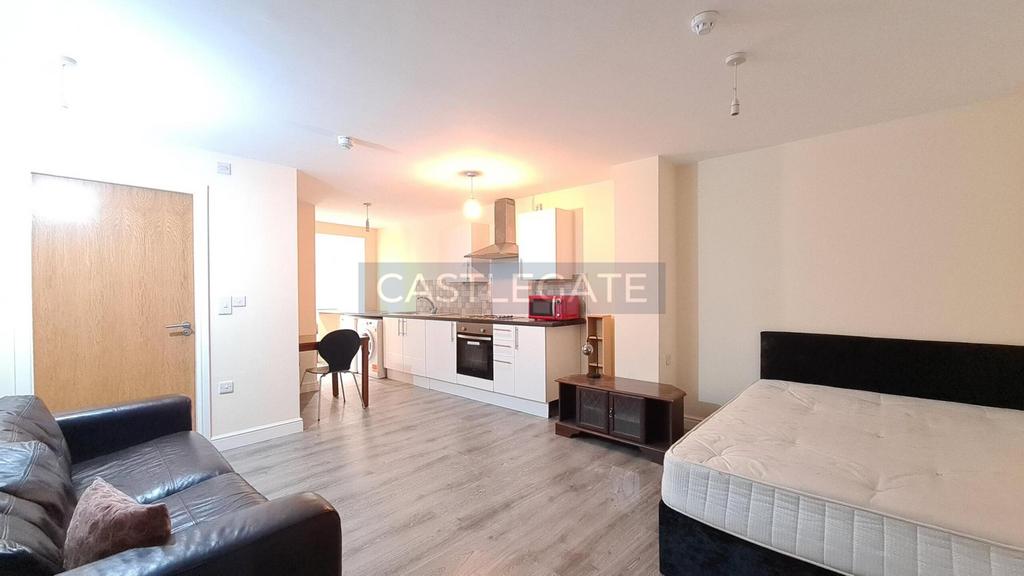 Westgate Apartments, Room 5, Temple Close, Hudders