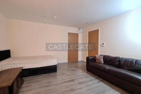 Studio to rent, Westgate Apartments, Huddersfield, HD1 1AB