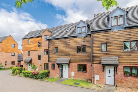 5 bedroom terraced house for sale, Chasewater Crescent, Broughton, Milton Keynes, Buckinghamshire