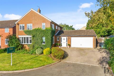 4 bedroom detached house for sale, De Capel Close, Woodford NN14