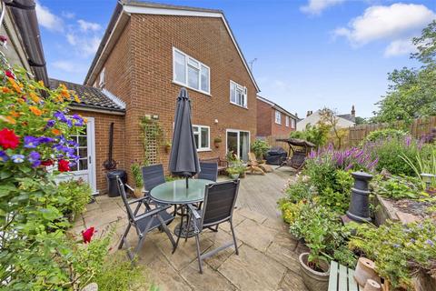 4 bedroom detached house for sale, De Capel Close, Woodford NN14