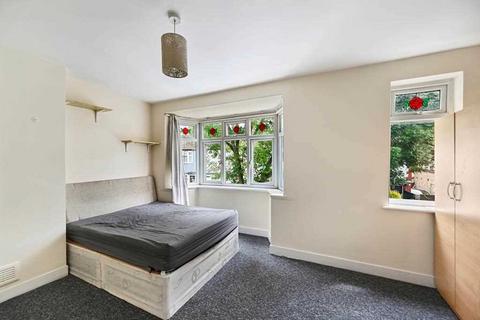 13 Gresham Road, East Ham, London, E16 3DU