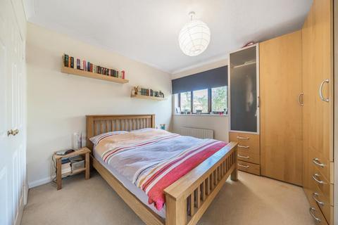 4 bedroom end of terrace house for sale, Knaphill,  Woking,  GU21