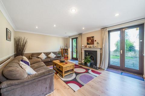 4 bedroom end of terrace house for sale, Knaphill,  Woking,  GU21