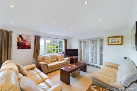 4 bedroom detached house for sale, High Beeches, Banstead, SM7