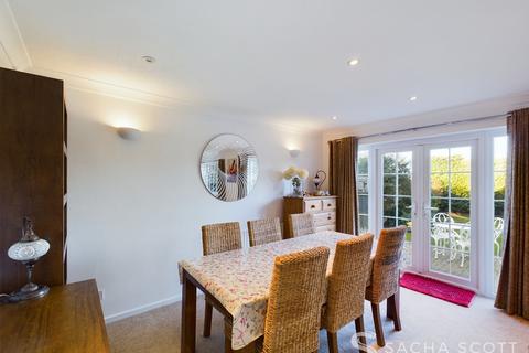 4 bedroom detached house for sale, High Beeches, Banstead, SM7