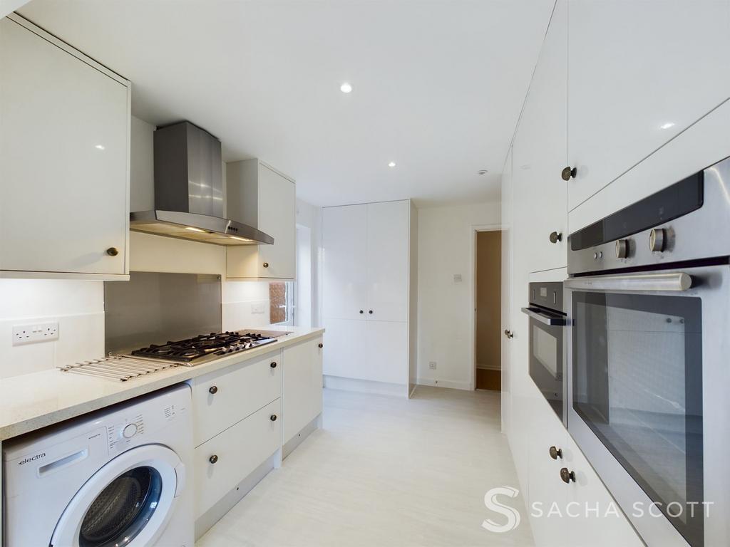 Kitchen / Breakfast Room