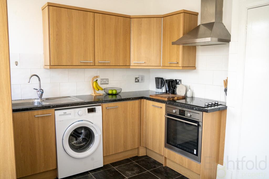 21 de montfort road top floor 6