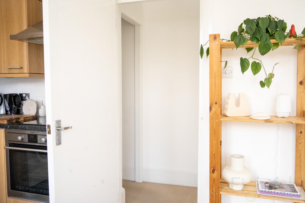 21 de montfort road top floor 14